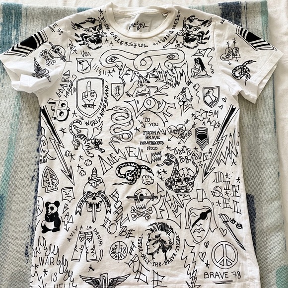 (SOLD)4 PCs of Diesel Men's T Shirt Bundle Size S - Picture 3 of 7